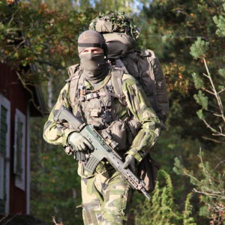 Snigel FR Tubhalsduk -17